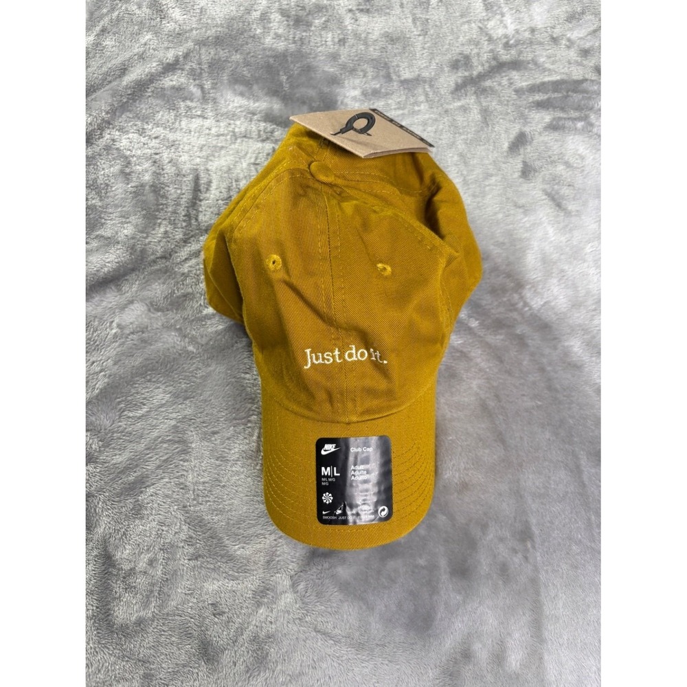 Nike Just Do It. Strapback Baseball Hat Club Cap Mens Yellow NWT